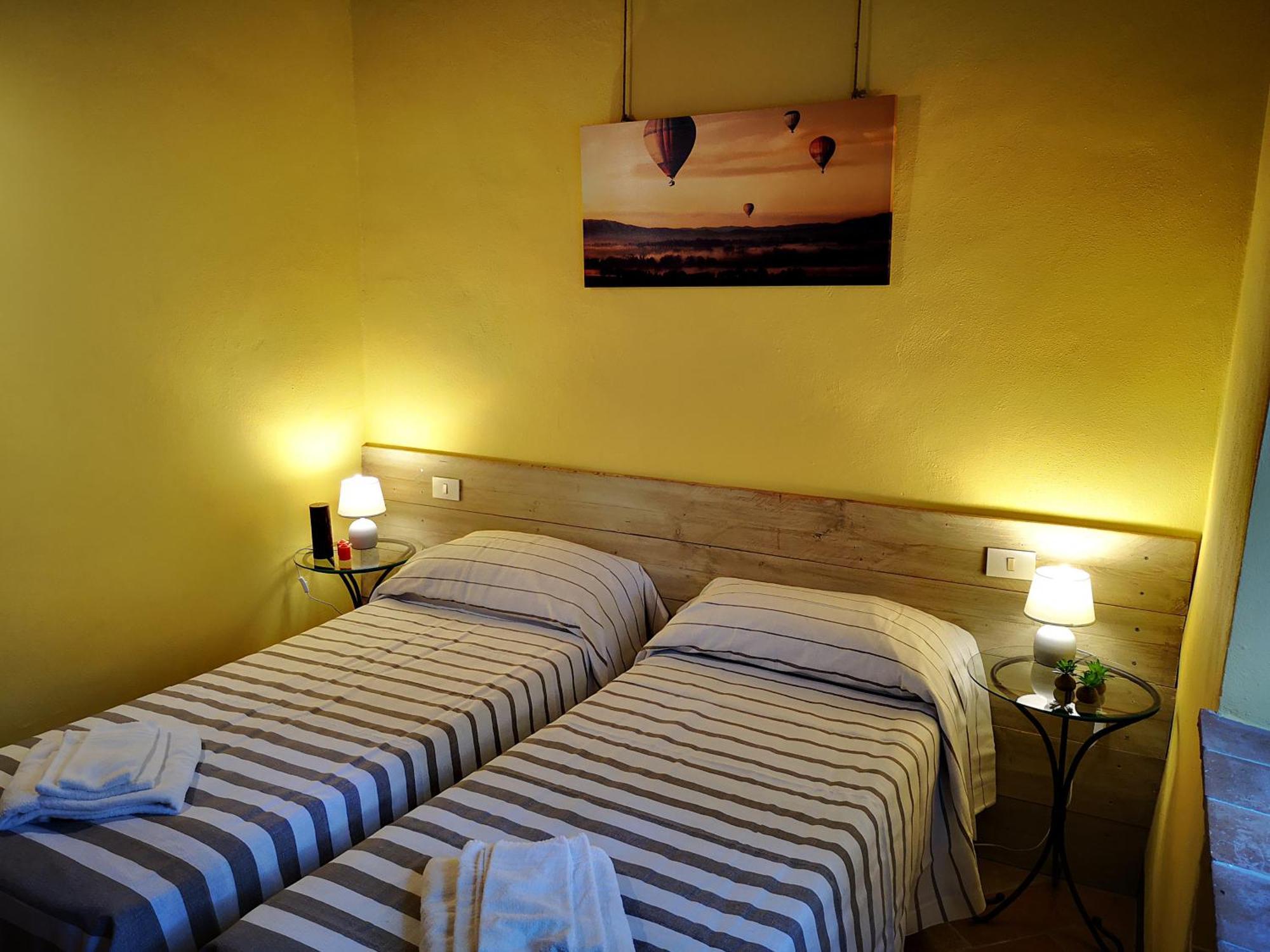 Agriturismo Grecinella Casole dʼElsa Rum bild